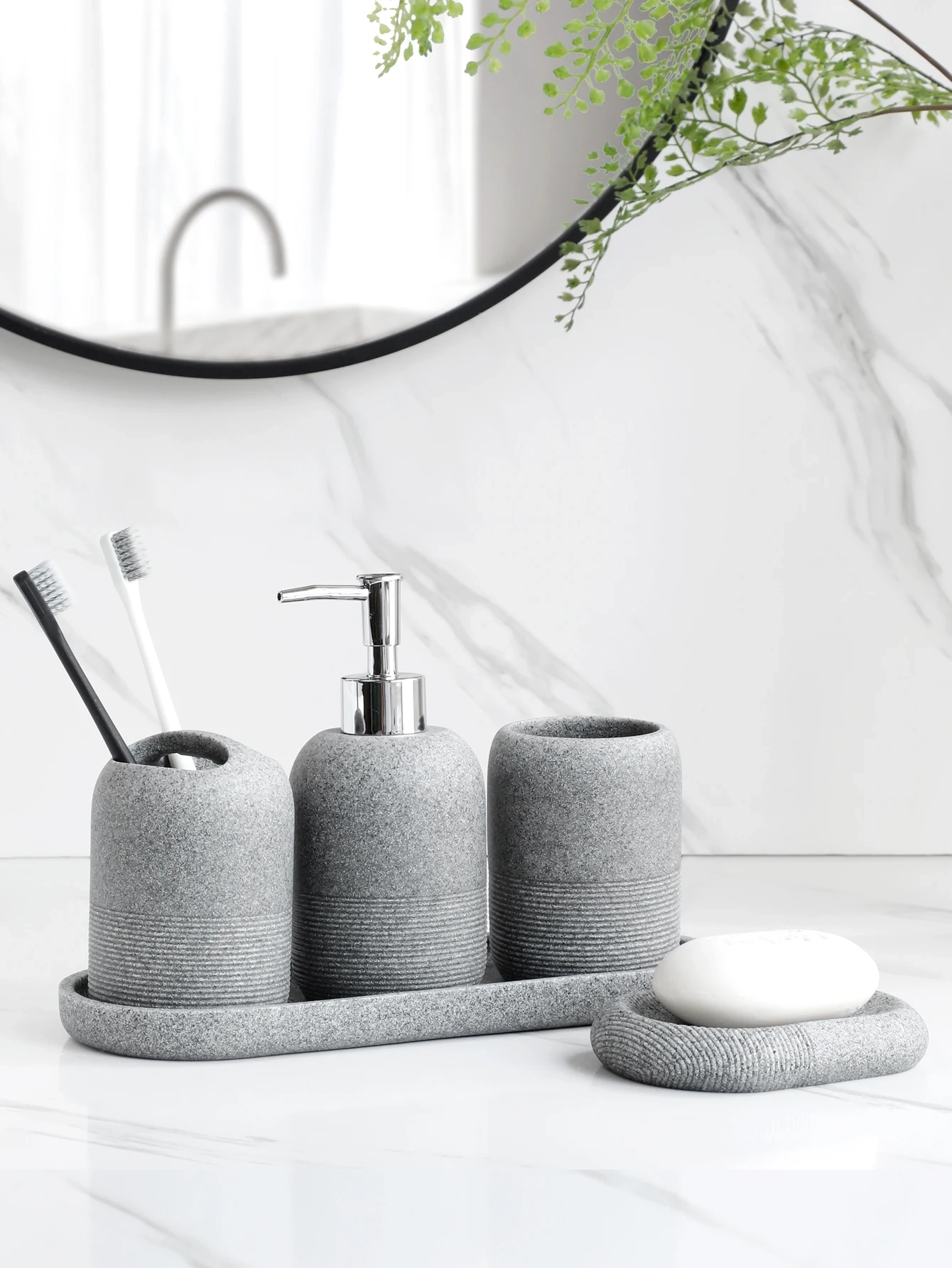 5-Piece Resin Bathroom Essentials Set - Image 2