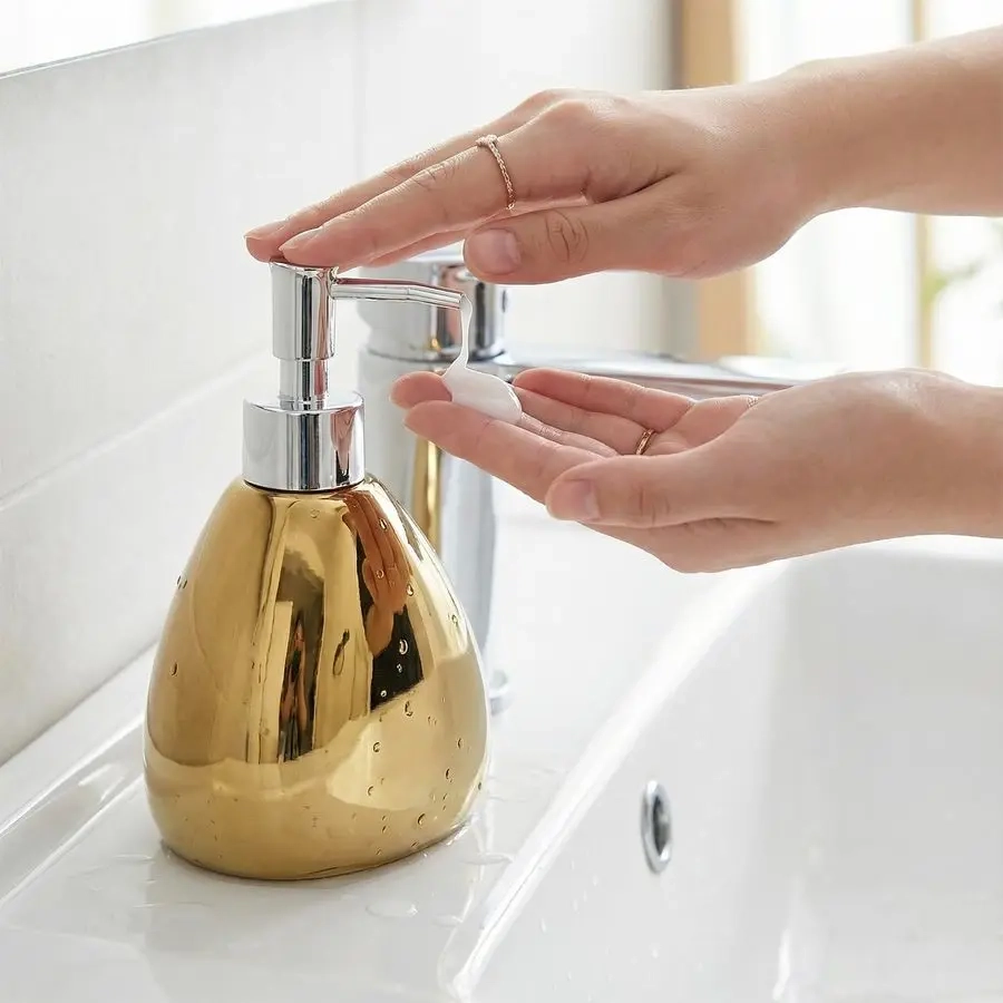 4-Piece Gold Ceramic Bathroom Essentials Set - Image 3