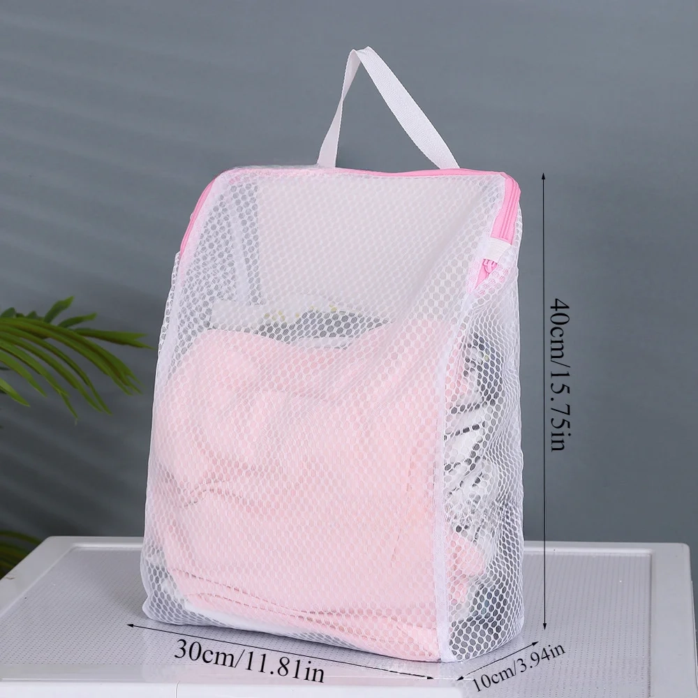 Zippered Mesh Laundry Bag for Lingerie and Delicates - Image 3