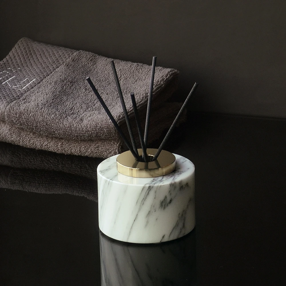 White Arabescato Marble Bathroom Accessory Collection - Image 4