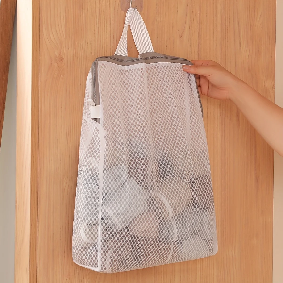 Wall-Mounted Mesh Laundry Storage Bag with Zipper - Image 2