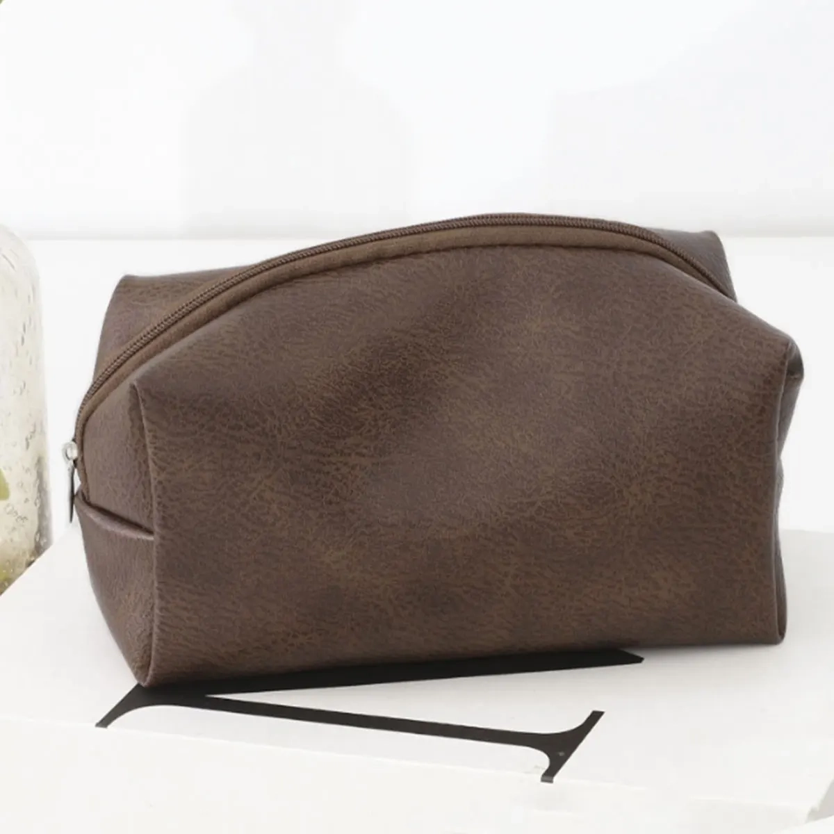 Large Capacity PU Makeup Toiletry Bag - Image 3