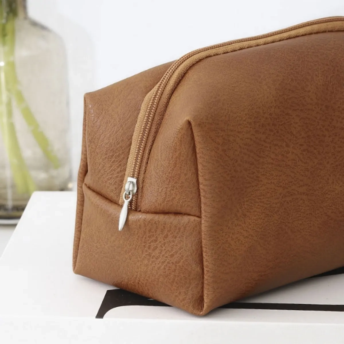 Large Capacity PU Makeup Toiletry Bag - Image 6