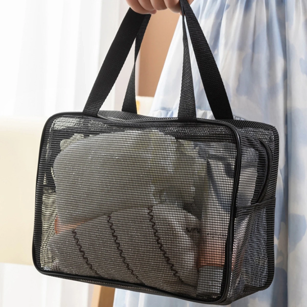 Large Capacity Mesh Shower Caddy Toiletry Bag - Image 3