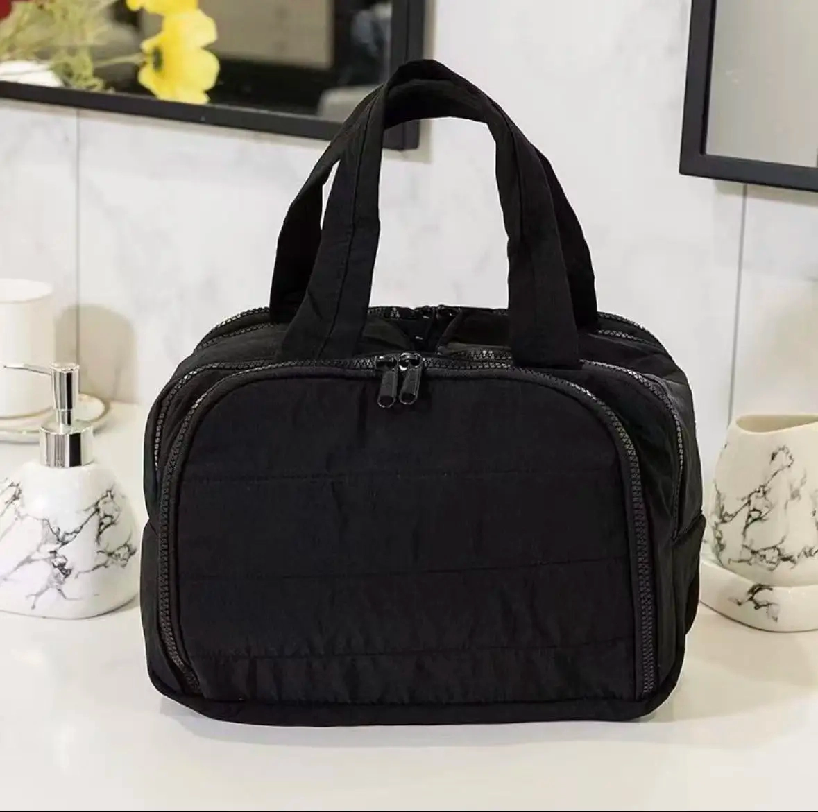 Quilted Dry Wet Separation Travel Toiletry Bag - Image 3