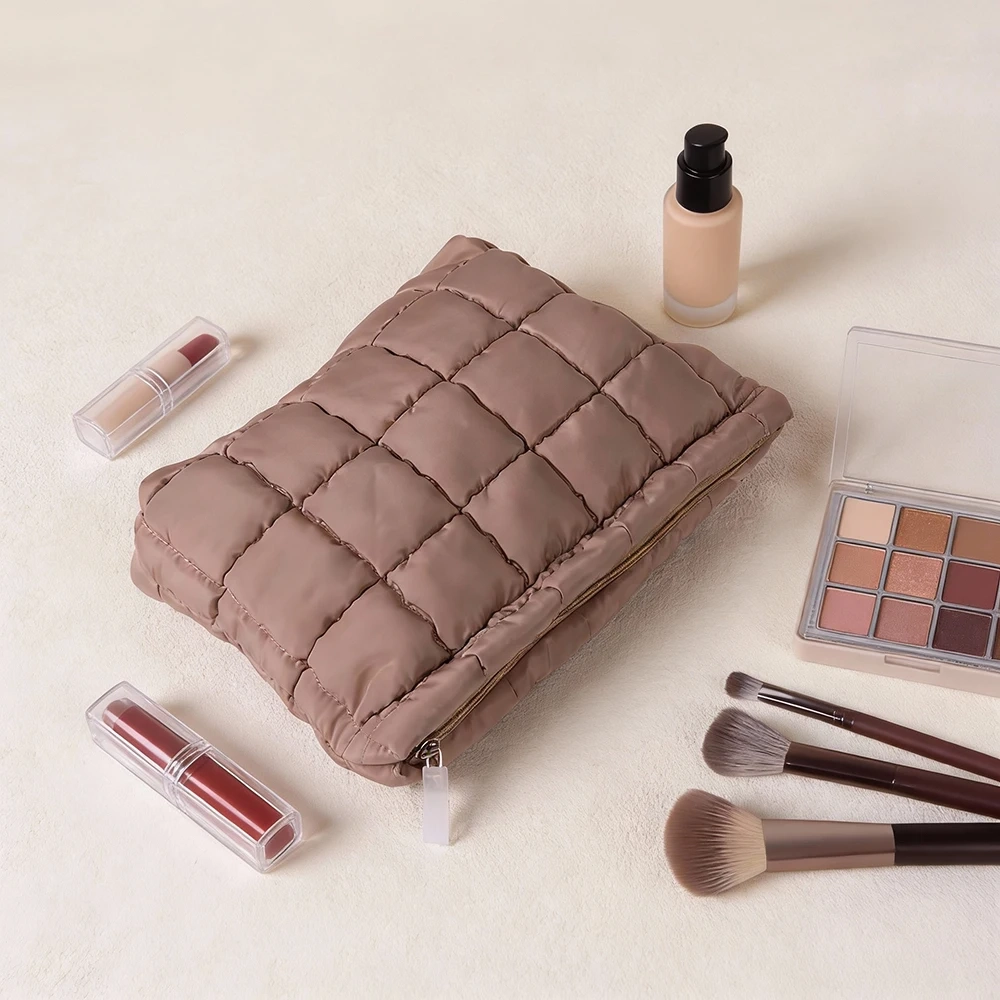 Bubble Cloud Large Capacity Toiletry Bag - Image 6
